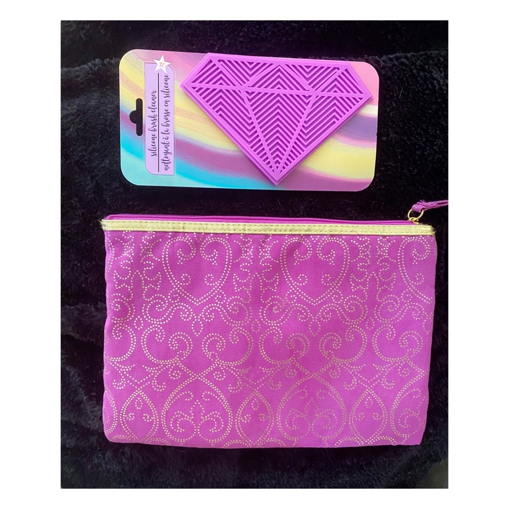 🦄 Fuscia Makeup Bag & Makeup Brush Cleaner 🦄